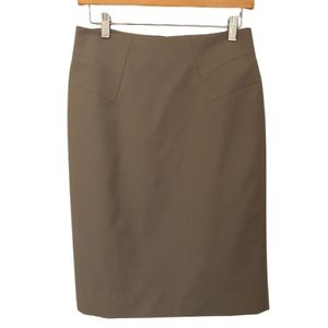 Ann Taylor EST. 1954 kaki color women’s business pin knee length skirt size 4